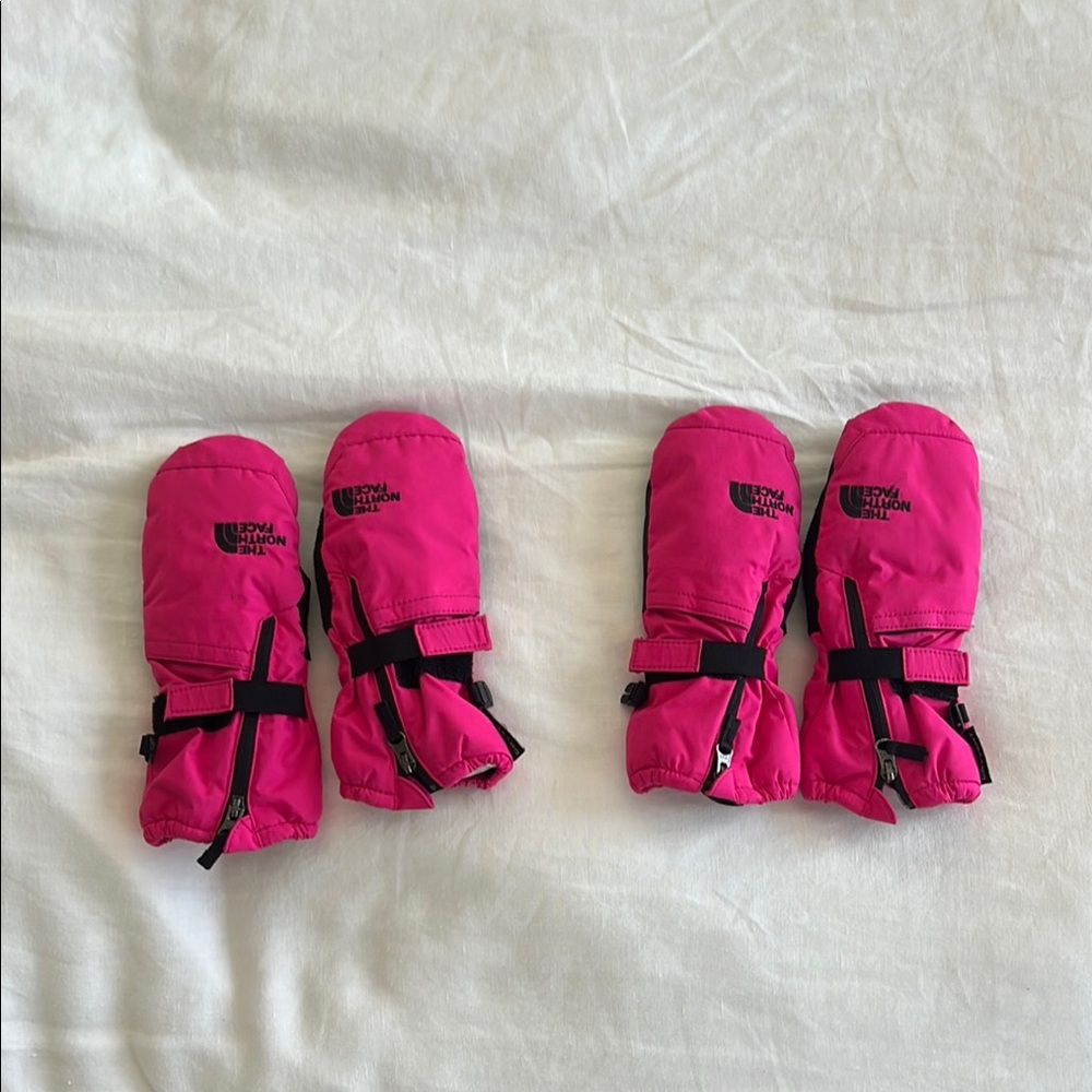 The North Face Twin Kids' Pink Mittens
